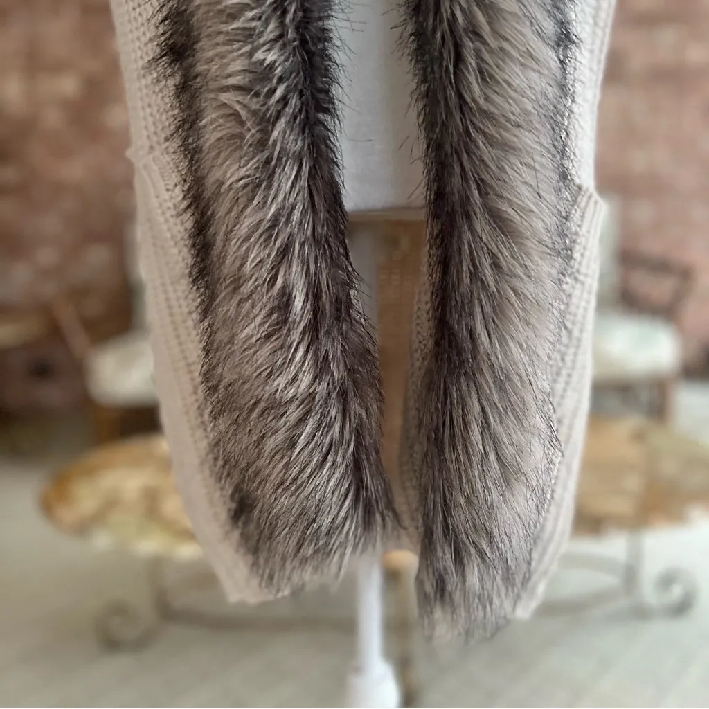 Jessica Simpson Cardigan Faux Fur Trim Knit Duster Open Front Beige XL Chic Vest - Image 5