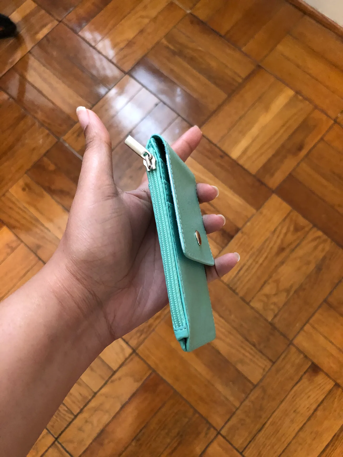 Mint Lanyard Wallet Multiple - Image 3