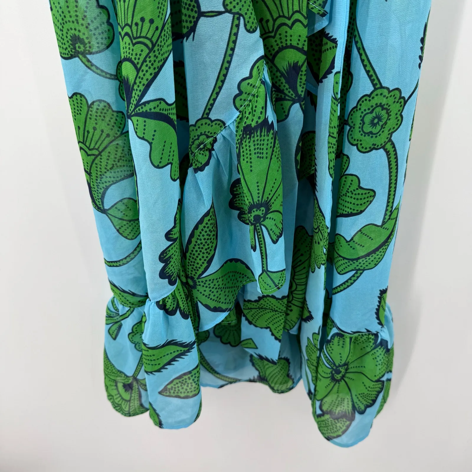 Cabi Dress Size Medium 5815 ‘No Slip’ Wrap Derby Flutter Sleeve Floral Floral - Image 13