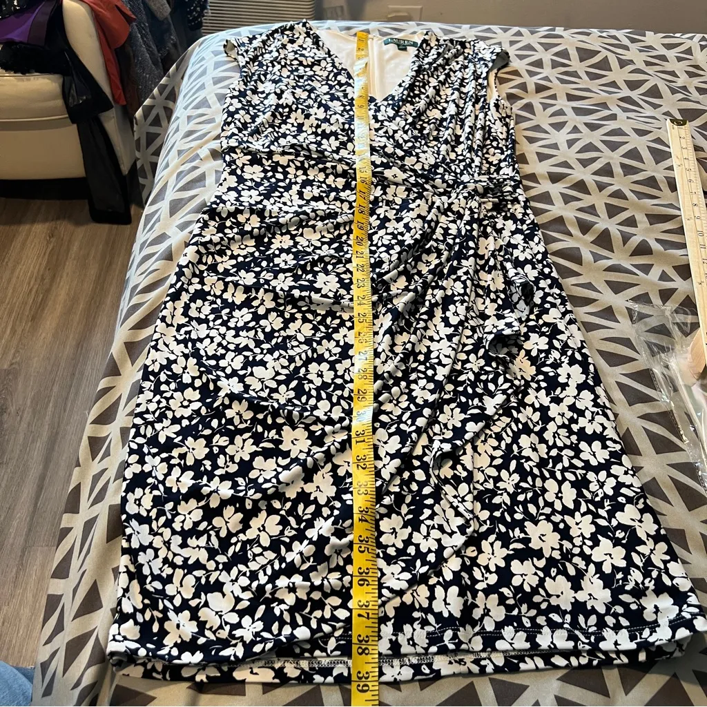 LAUREN Ralph Lauren Navy White Floral Stretch Jersey Knit V Neck Faux Wrap Dress - Image 13