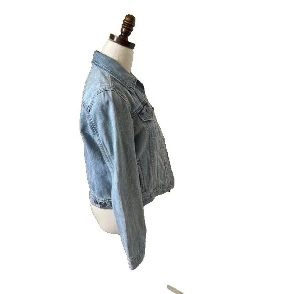 Levi's‎ Premium Denim Trucker Jacket with Big "E" Women's Size Med - Image 6