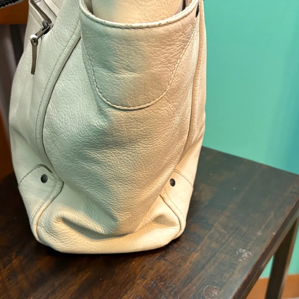 Coach pebbled Leather Mickie Tote Bag - Image 7