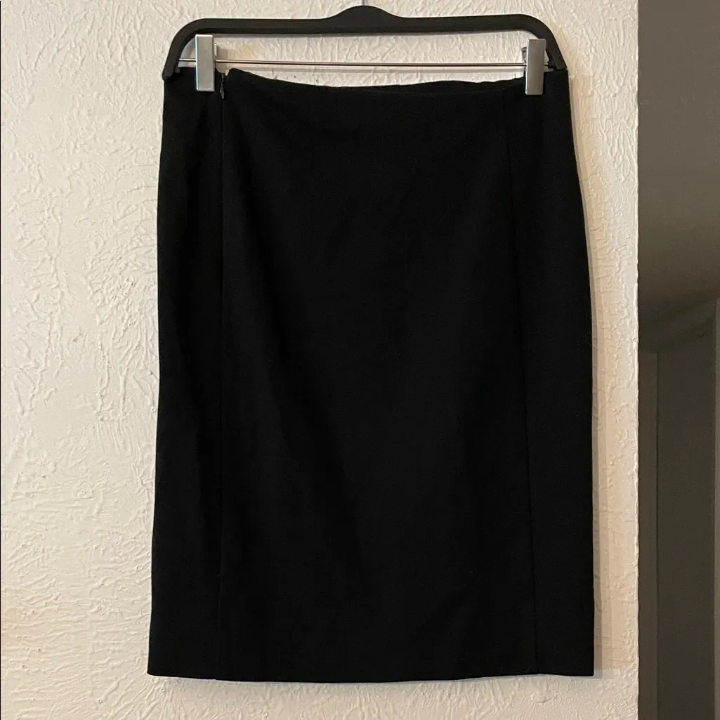 Diane Von Furstenberg Elegant Black Pencil Skirt Size 8 - Image 4