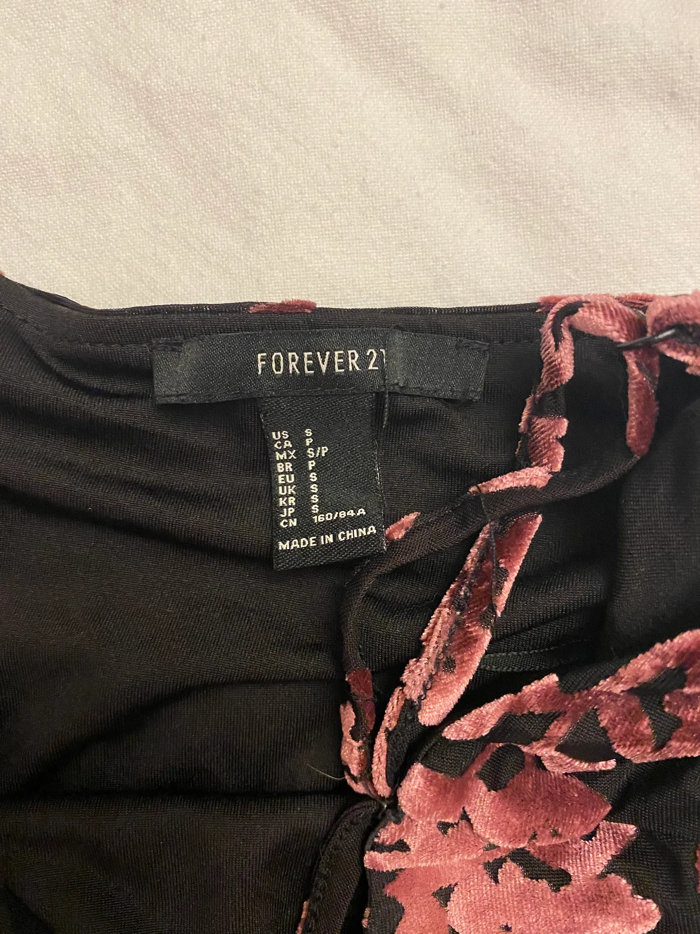 Black / Burgundy Bodycon Dress - Image 4