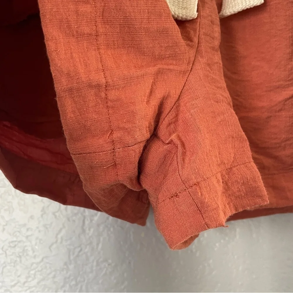 All IN FAVOR Front Tie Pleated Shorts Medium - Image 4