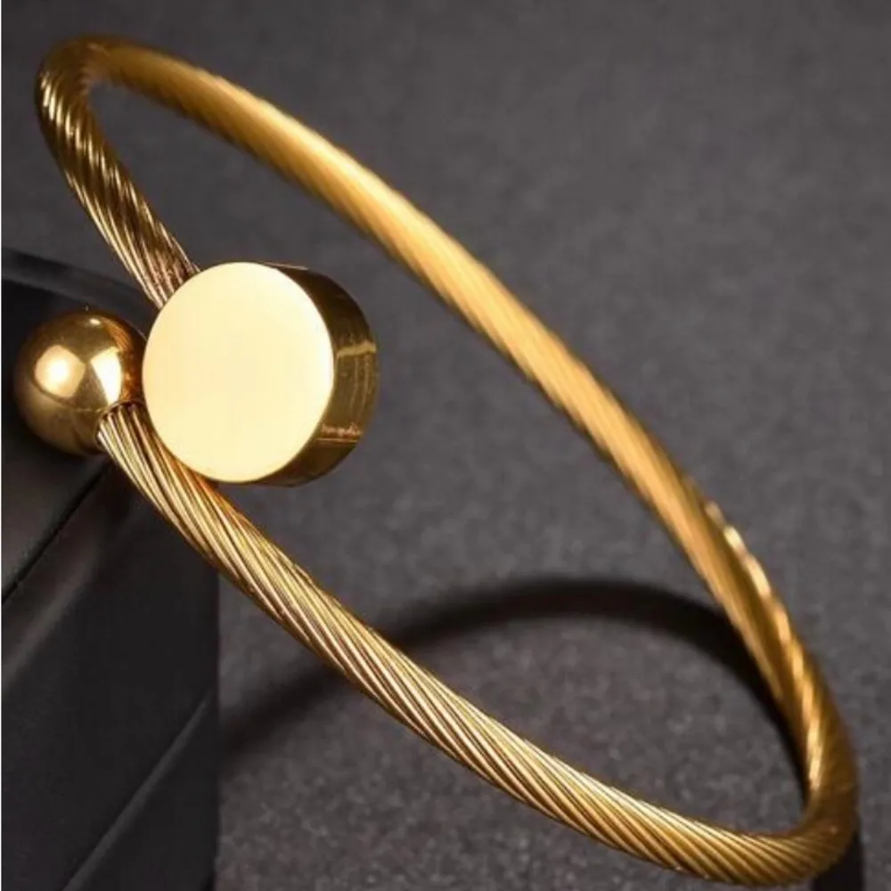 Elegant Gold - Image 3