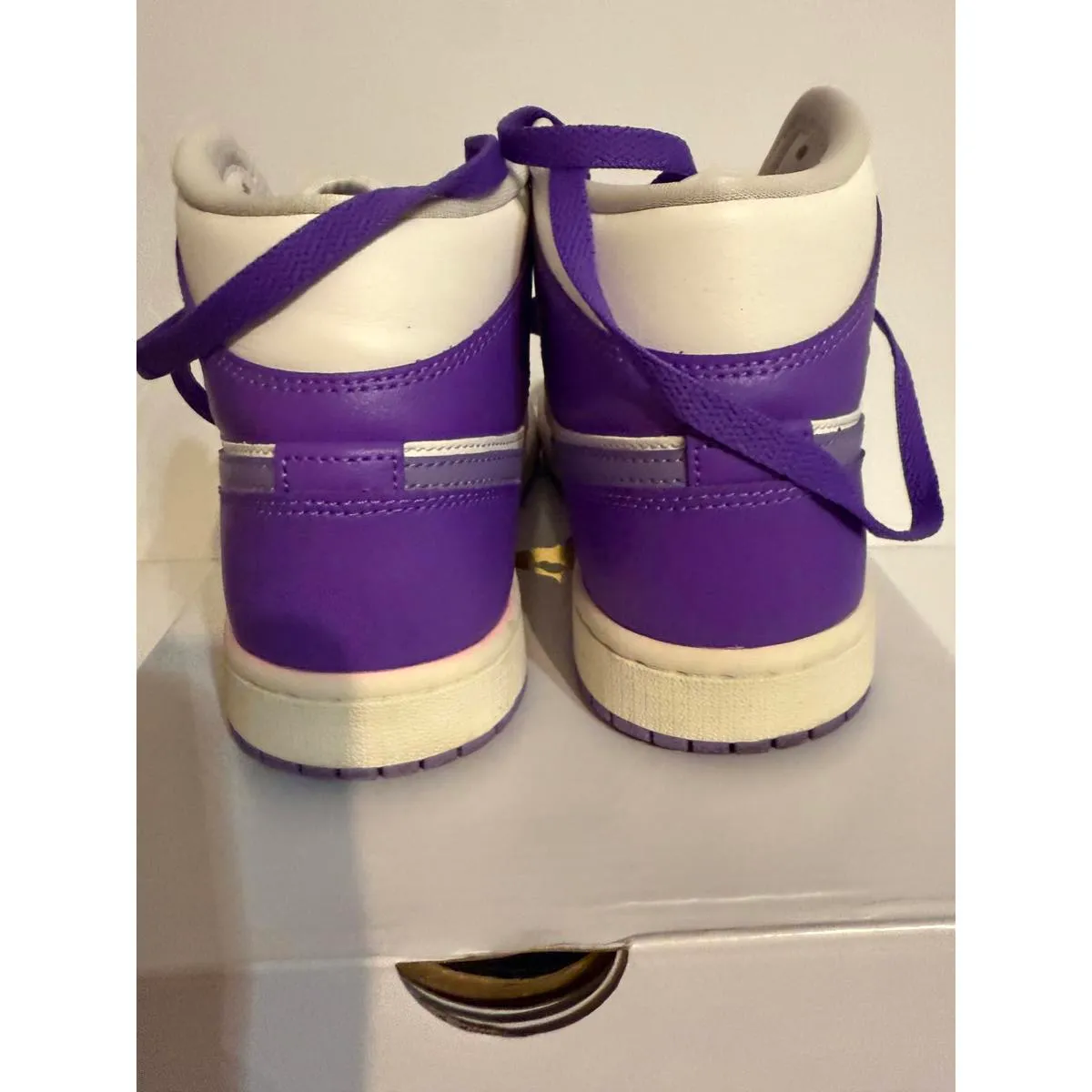 Jordan 1 Mid Action Grape Purple White Women’s 9 BQ6472-504 – Great Condition - Image 7