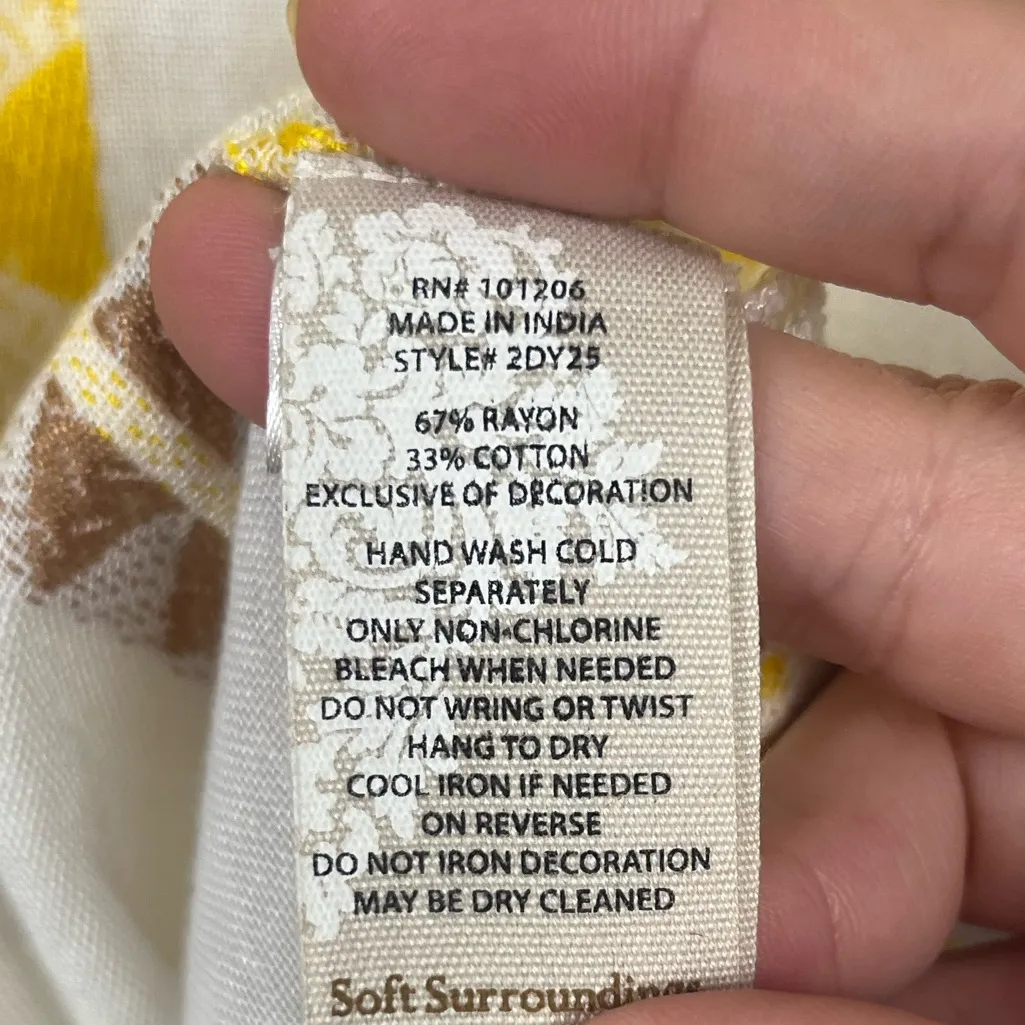 Soft surroundings yellow white embellished Embrodiered dress size small - Image 6