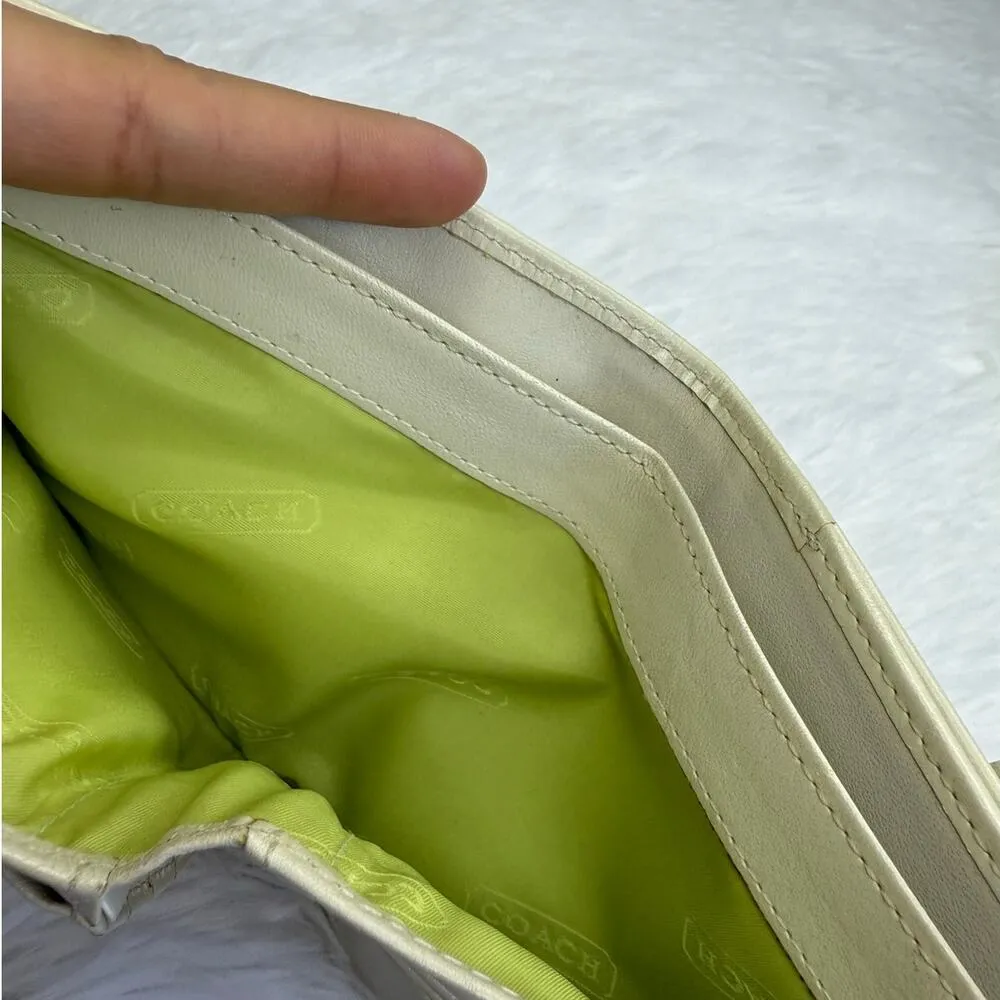Vintage COACH  y2k Lime Wallet - Image 10