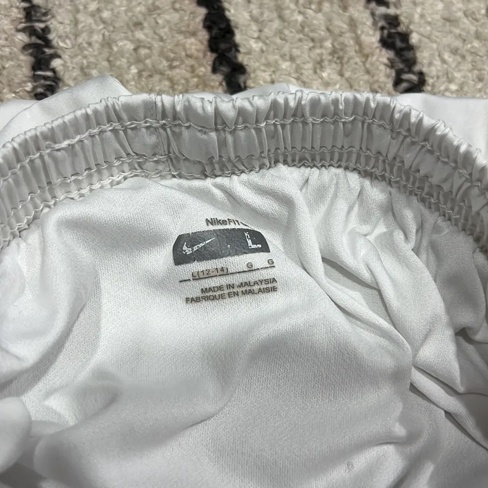 Nike running shorts - Image 8