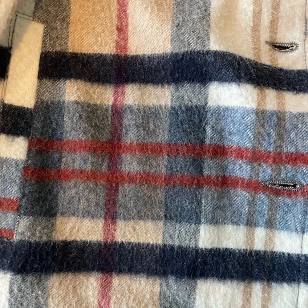 COPY - Zara plaid shacket - size small - Image 2