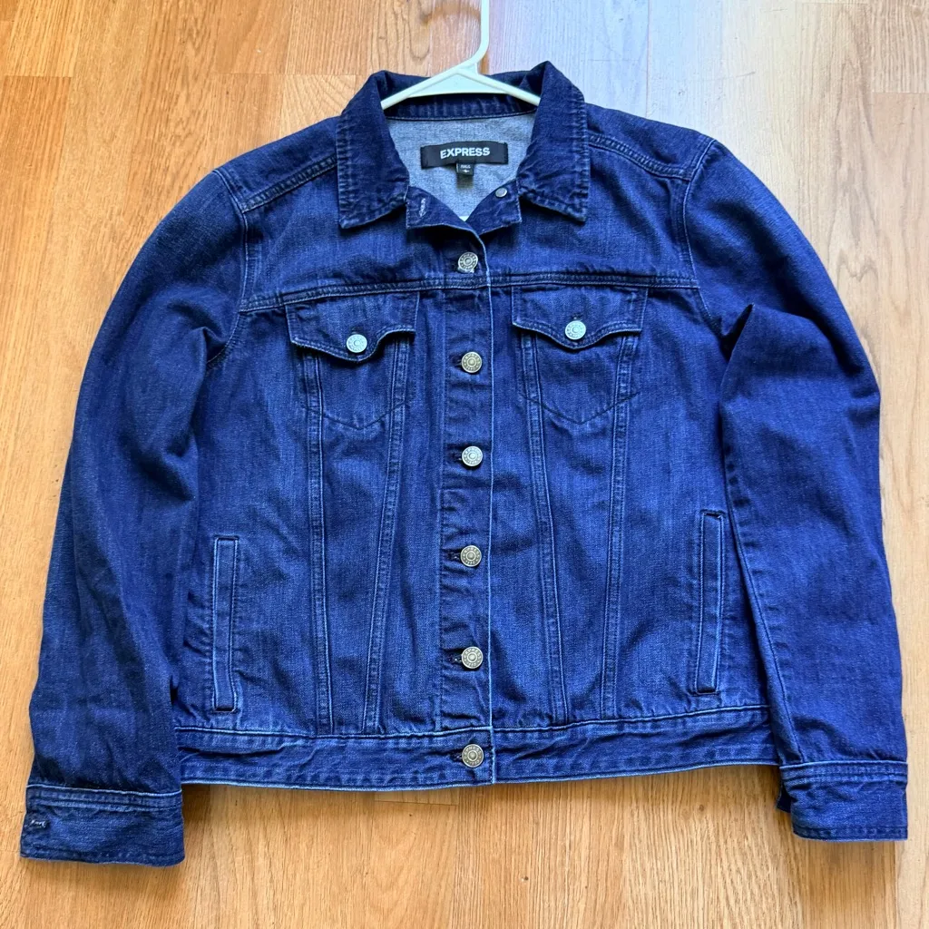 Express Women's Dark Blue Jean Jacket - Image 11