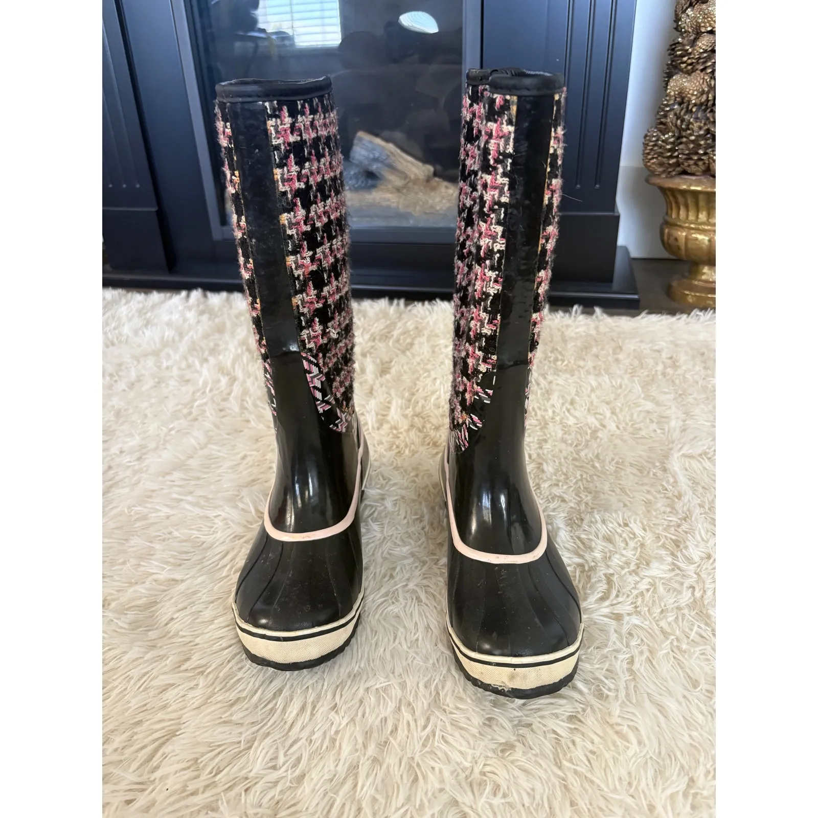 Sorel Joan of Arctic Wedge II Tall Boots‎ Houndstooth Black Pink Womens Size 6 - Image 2