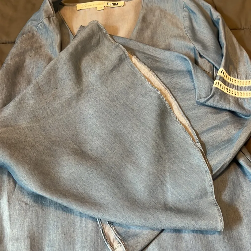 Lovers + Friends Bell Sleeve Shirt Size XS - Image 14