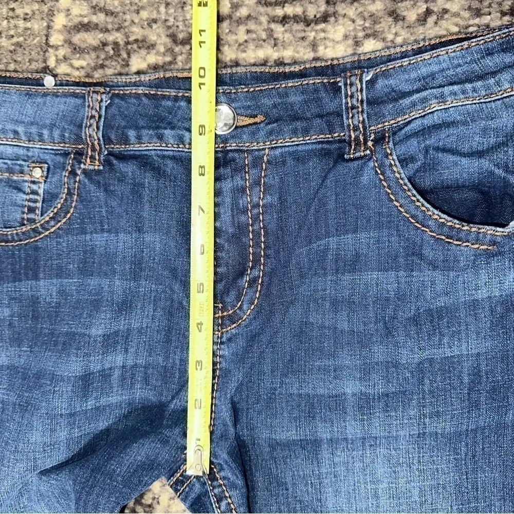 Live Hard Denim Women’s 14 Meets Blue Wash Crystal Studded Culotte Jean Shorts - Image 8