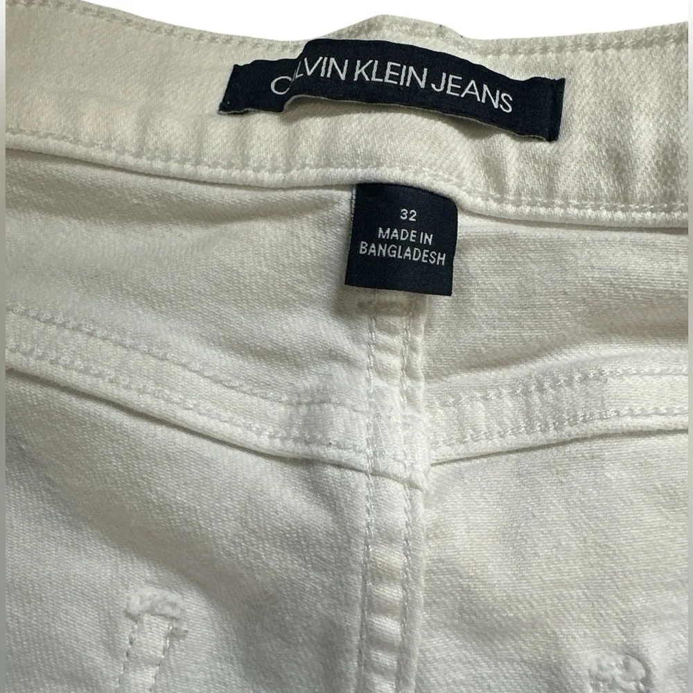 Calvin Klein Shorts Womens 32 White High Rise Button Fly Denim Cut Off Stretch - Image 5