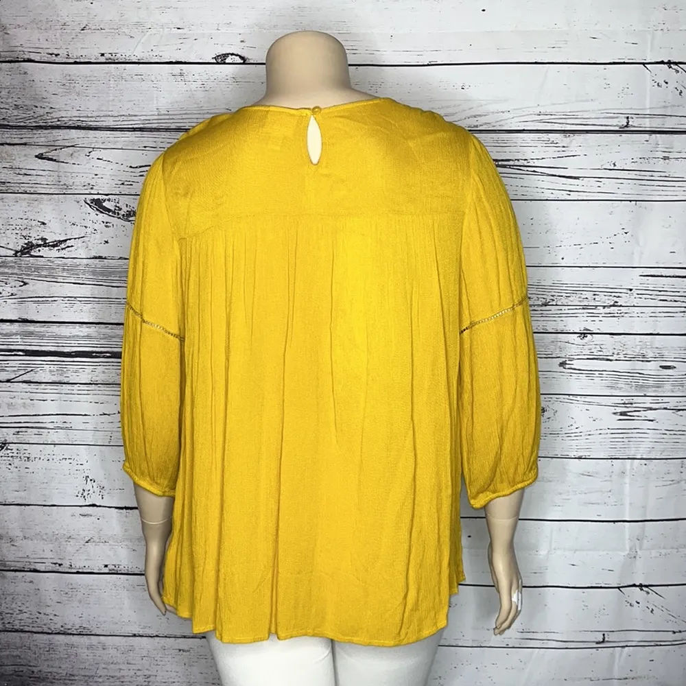 St. John’s Bay NWT Size XXL Exotic Honey Yellow Boho Crochet Lace Peasant Blouse - Image 4