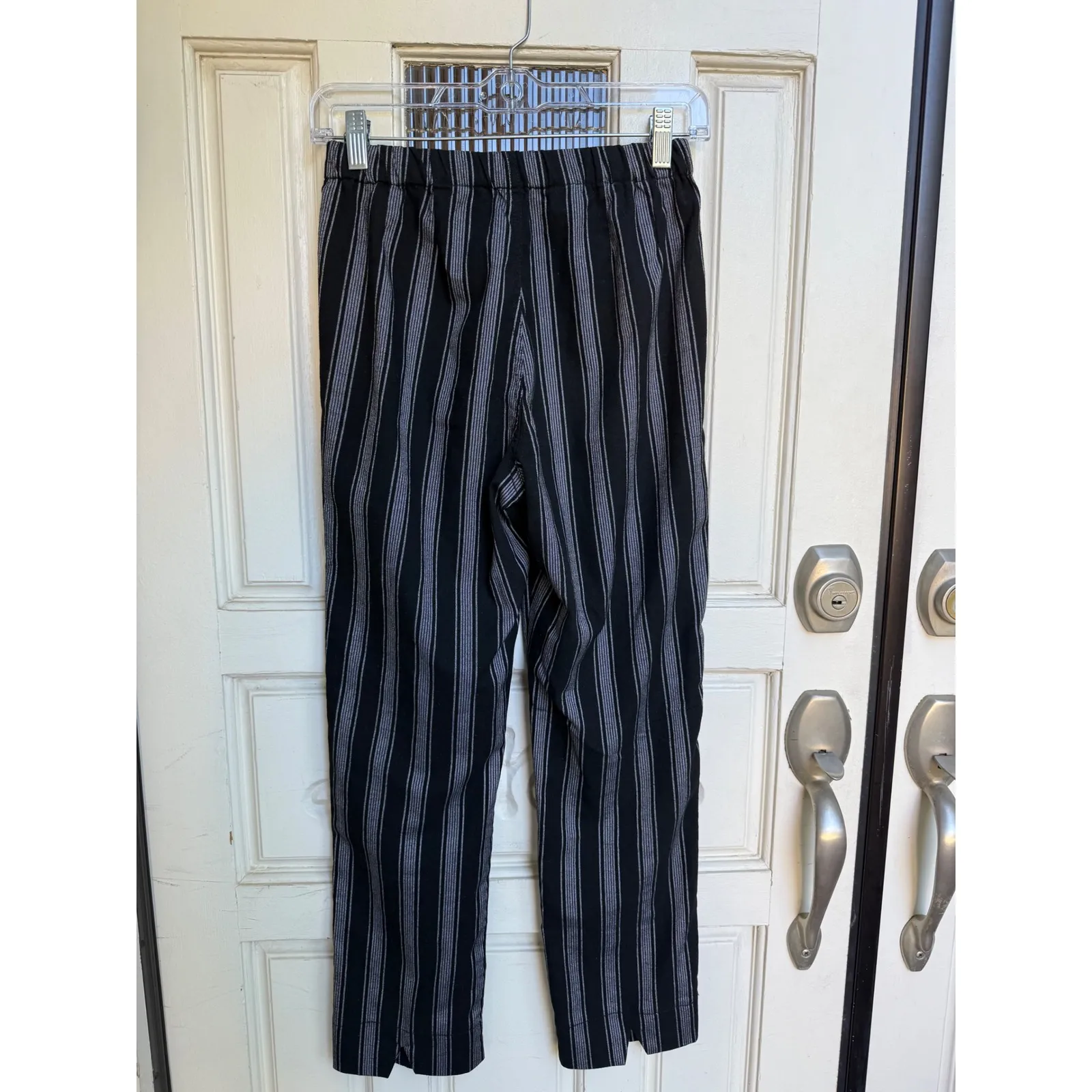 John Galt Black & White Striped Pants Casual Cropped Trousers Size XS/Small - Image 3