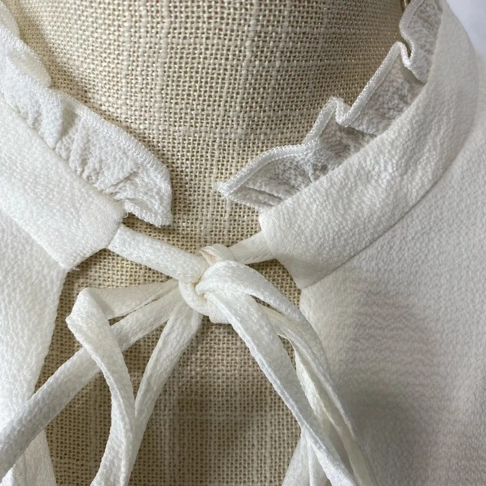 Dex the Suit Shop Ivory top size small White - Image 14