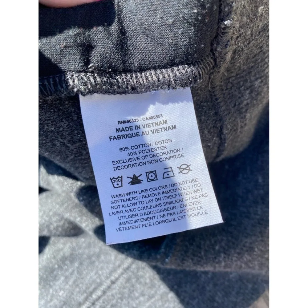 Nike women’s medium grey pullover sweatshirt quarter zip - Image 5