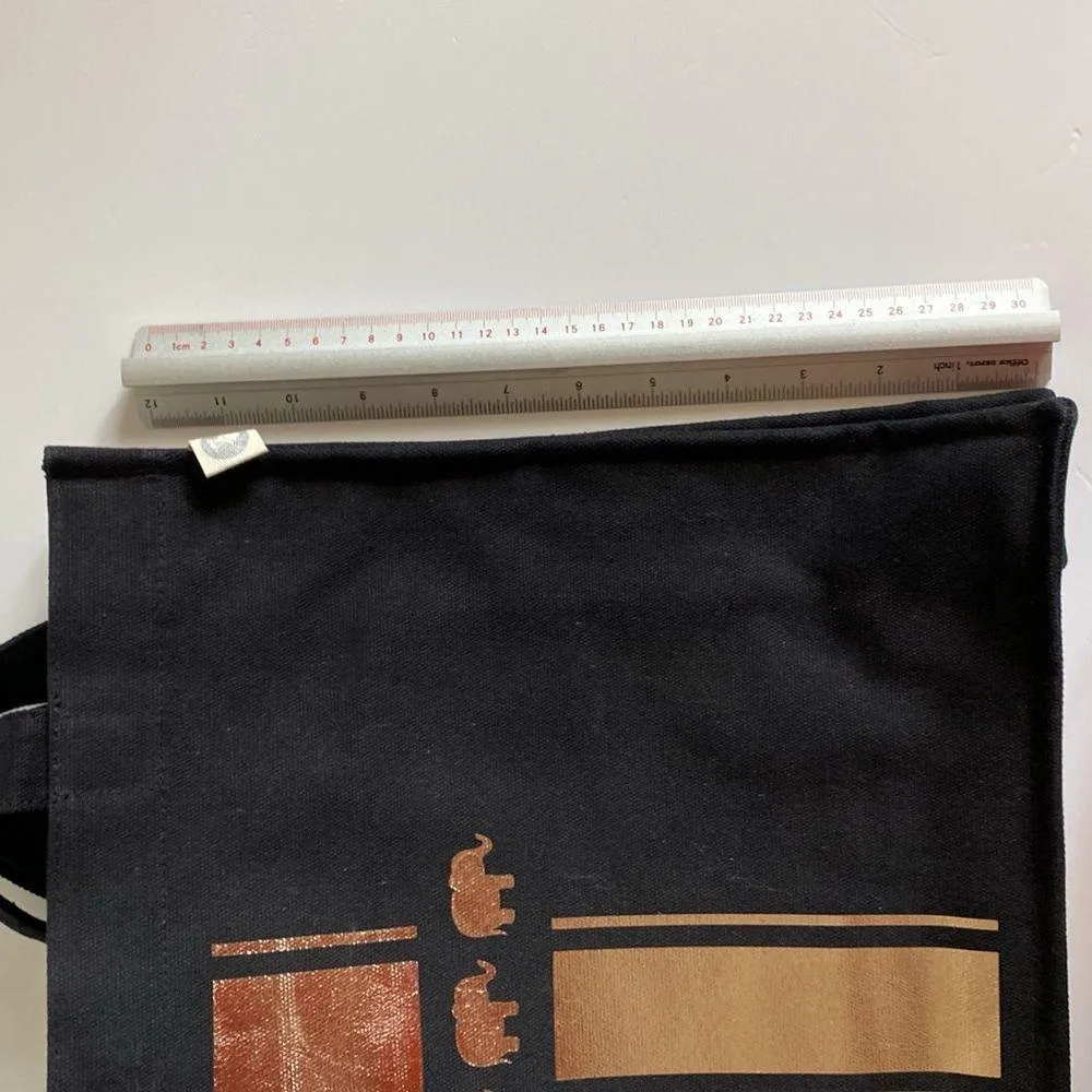 Quilted koala koala Kanvas go town Crossbody tote bag black gold elephants NWOT - Image 9