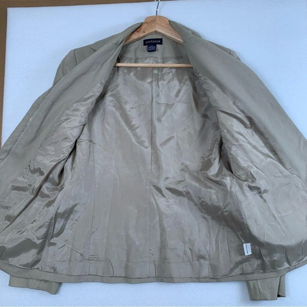 Ann Taylor front zip tan blazer jacket size 6 - Image 3