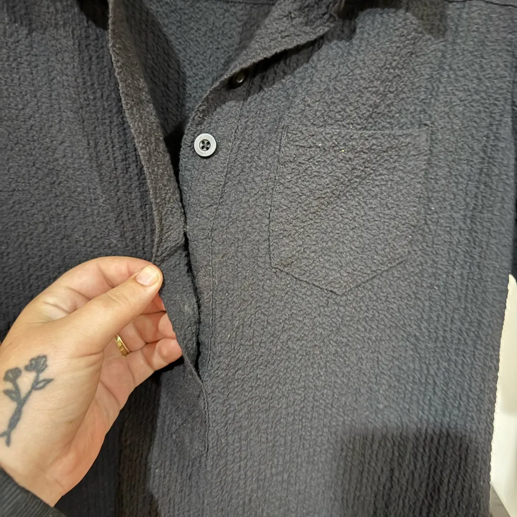 Orvis  Elegant Black Textured Mini Dress size small - Image 4