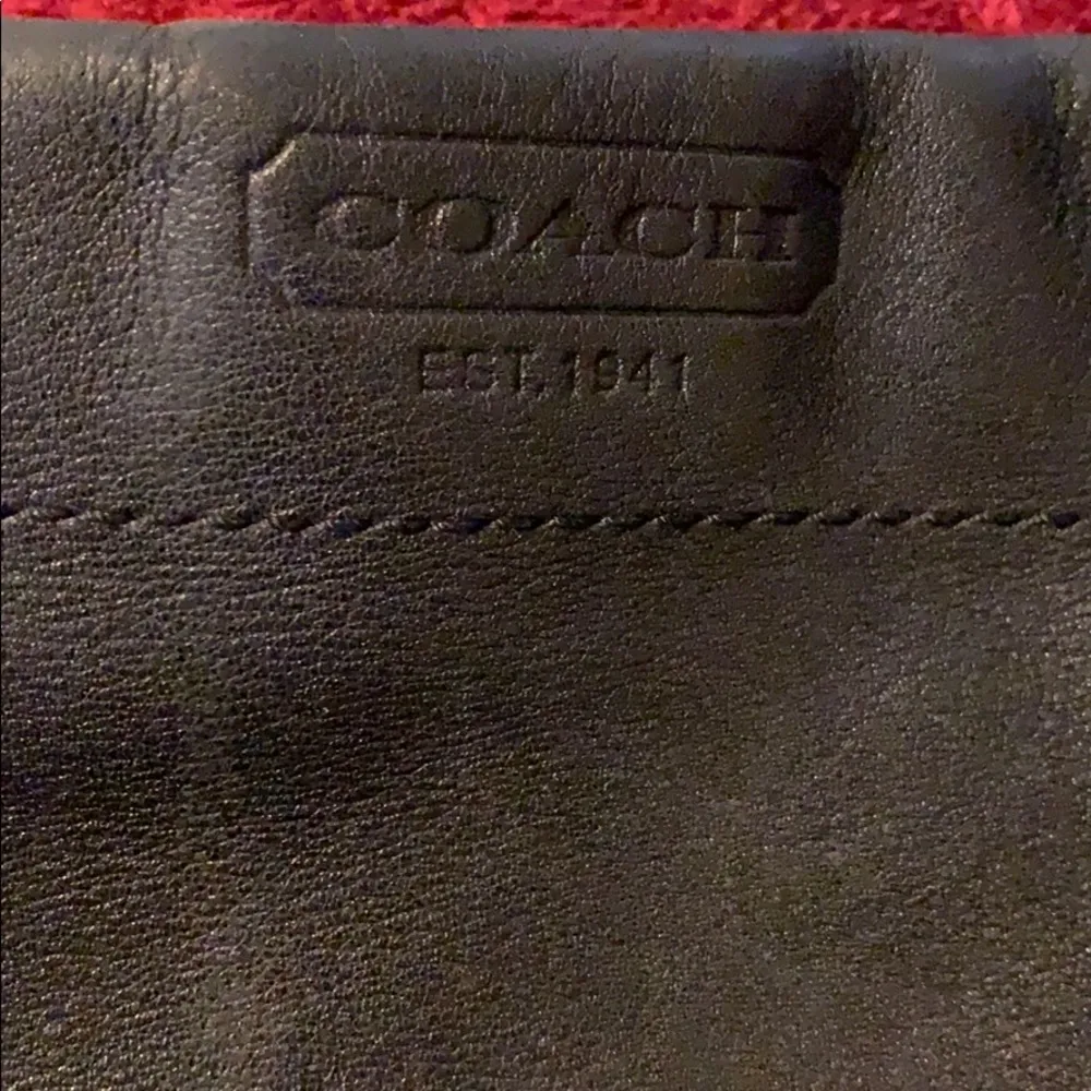 Coach 10616 Black leather Carly Large Hobo Bag - Image 3