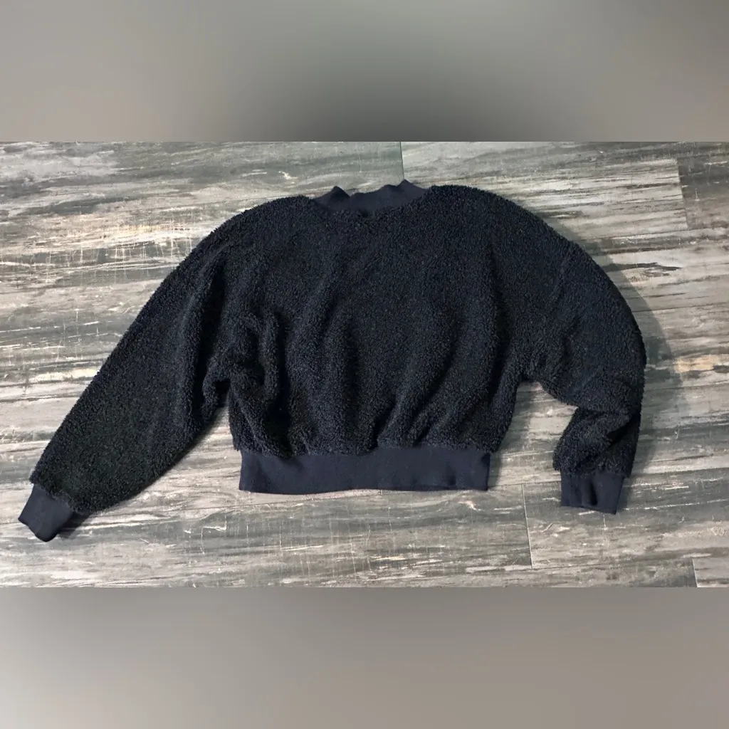 Fabletics Malia Polar Fleece Pullover‎ Womens S Black Crop MSRP $89.95 - Image 5