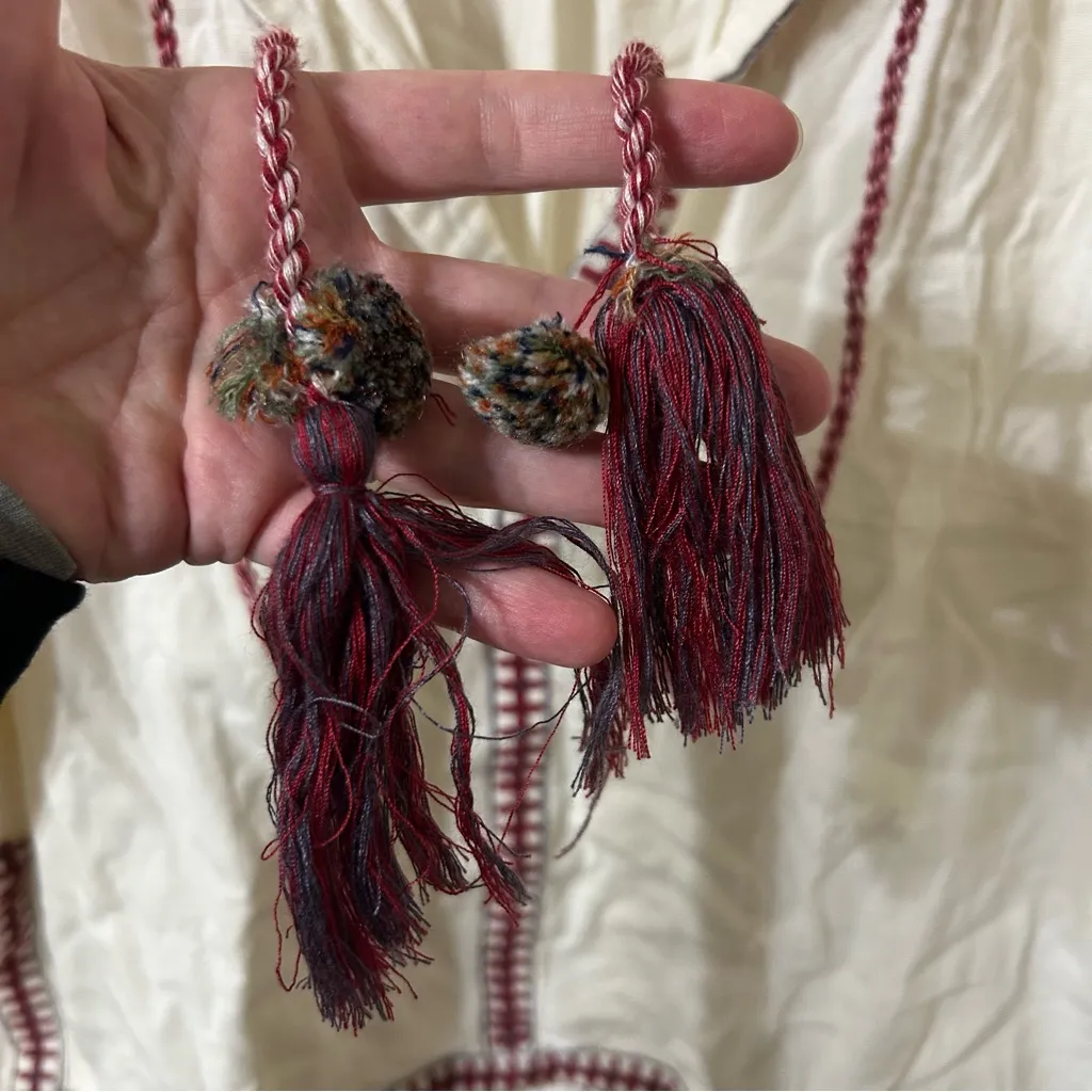 Zara Peasant Floral Embroidered Blouse in White - Size Large - Image 4