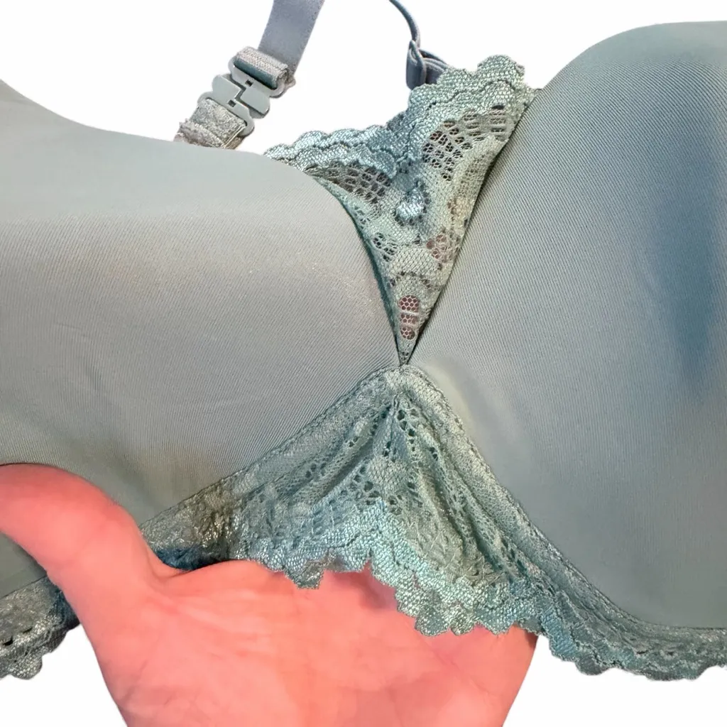 Adore Me balconette moulded cup bra with lace trim and modular straps size 38DDD - Image 3