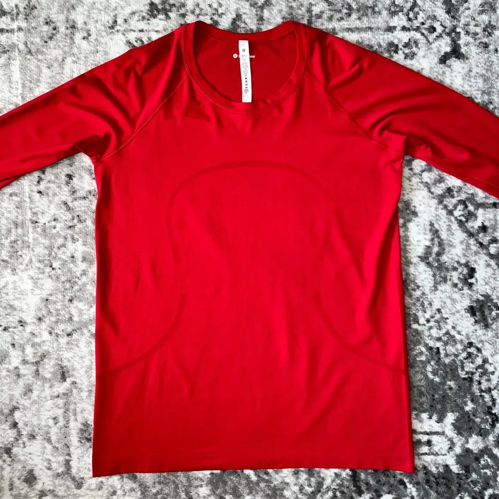 Swiftly Tech Long Sleeve Crew - Image 7