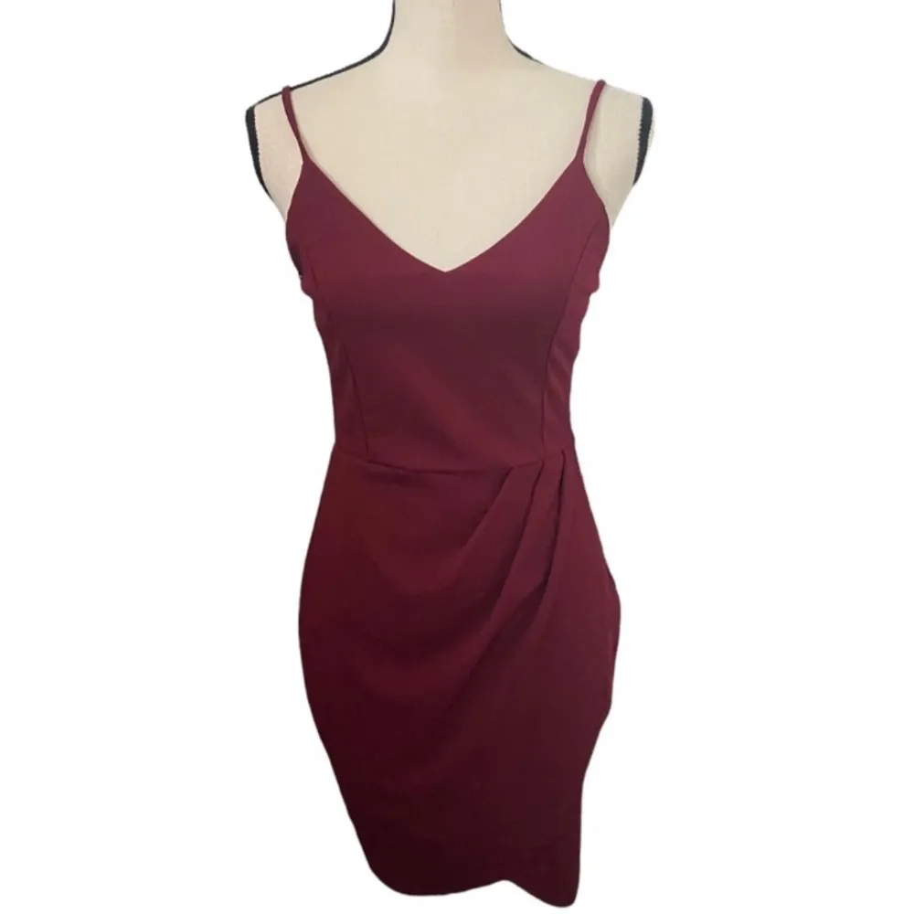 Lulu’s Maroon Size Medium Mini Length Tulip Hem Slip Dress. - Image 6