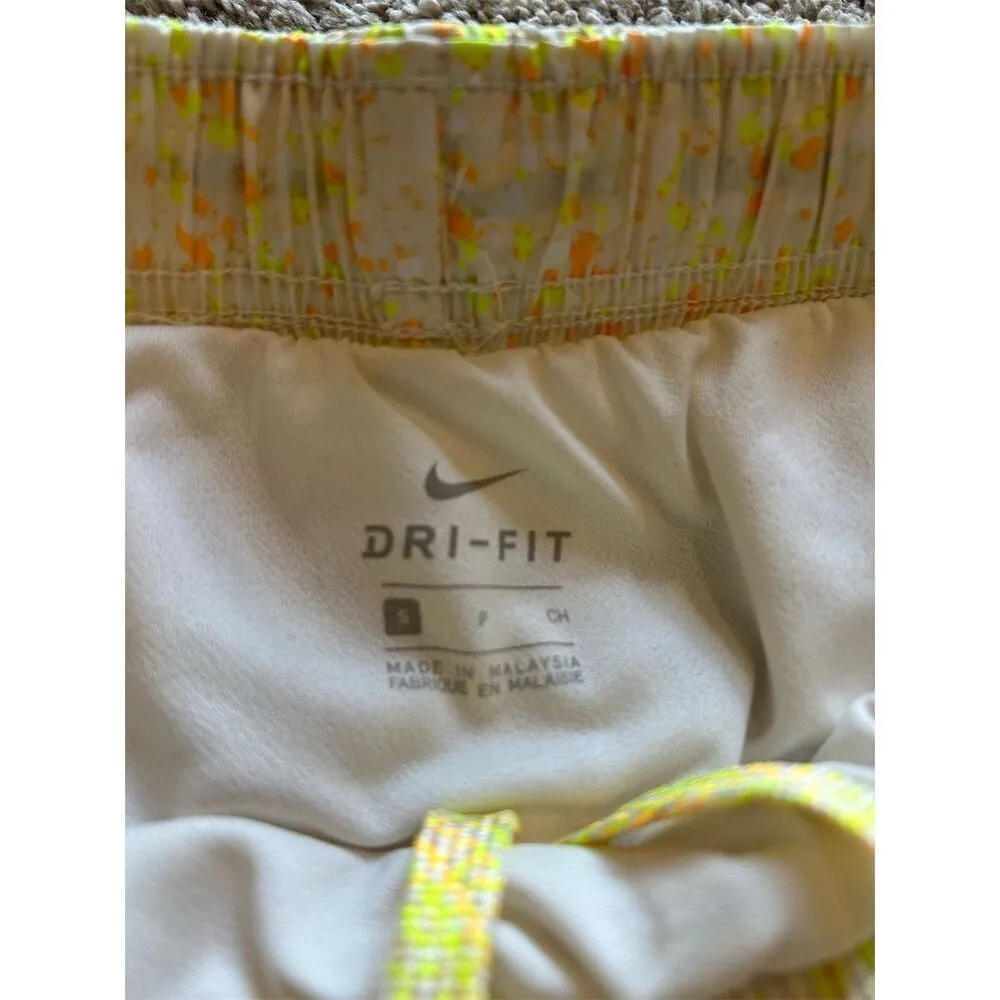 Nike Women's Dri-Fit Tempo Running Shorts Yellow Speckled Size S - Image 3