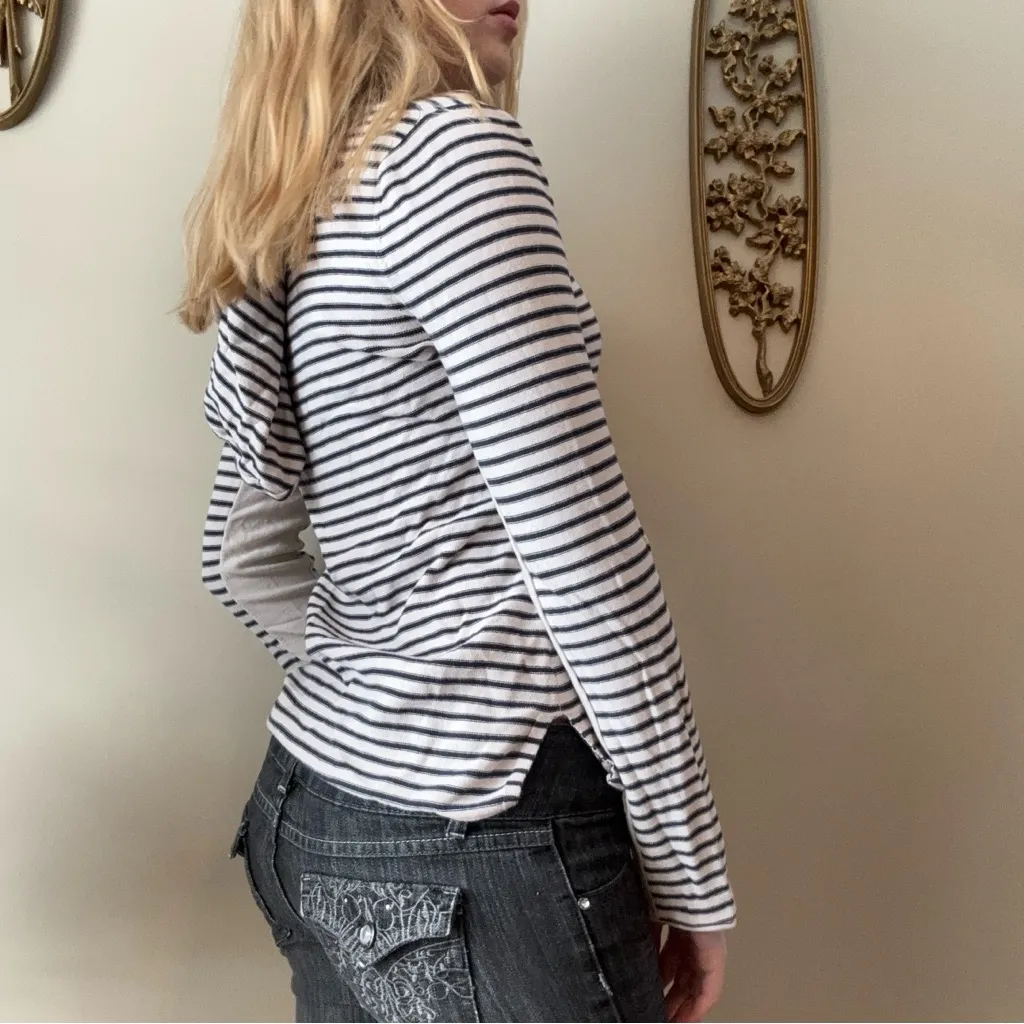 Roxy Striped V-Neck Hoodie - Image 8