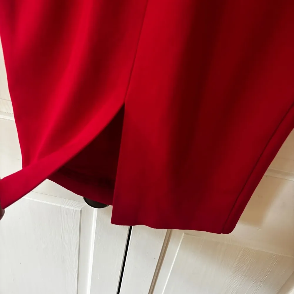 Trina Turk Begonia Bell Sleeve Midi Dress Red Sheath Size 2 Gold Zip Knee Length - Image 14