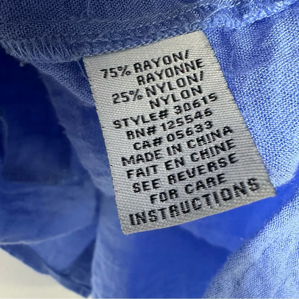 Habitat Express Solid Hidden Pocket Swing Shirt in Cornflower Size Medium - Image 9