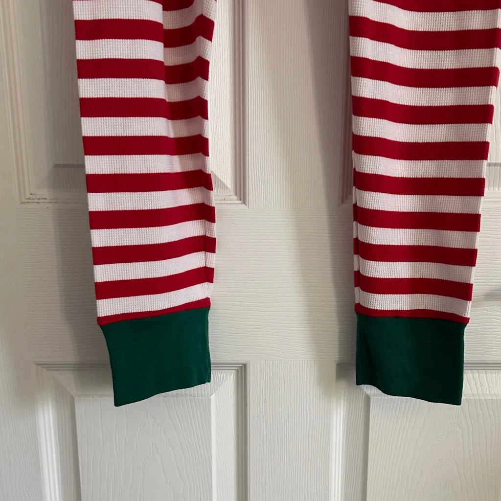Old Navy Striped Red and Green Christmas Pajamas NWT - Image 5
