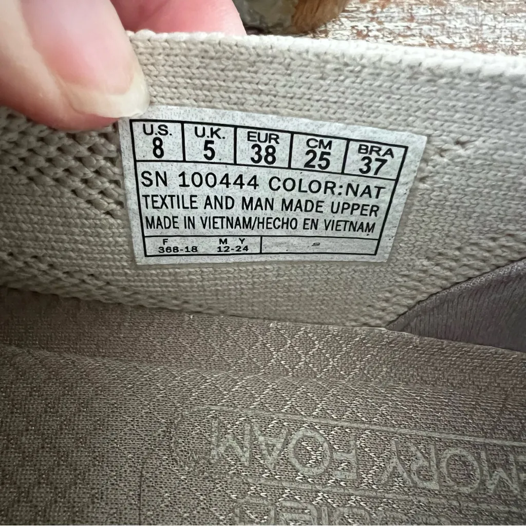 Skechers Newbury ST Womens Shoes Size 8 Running Natural Lace-Up Sneakers - Image 6