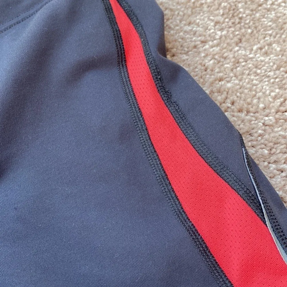 North Face Flight Series Gray Highlighter Pink Capris Athletic Attire Athleisure - Image 2