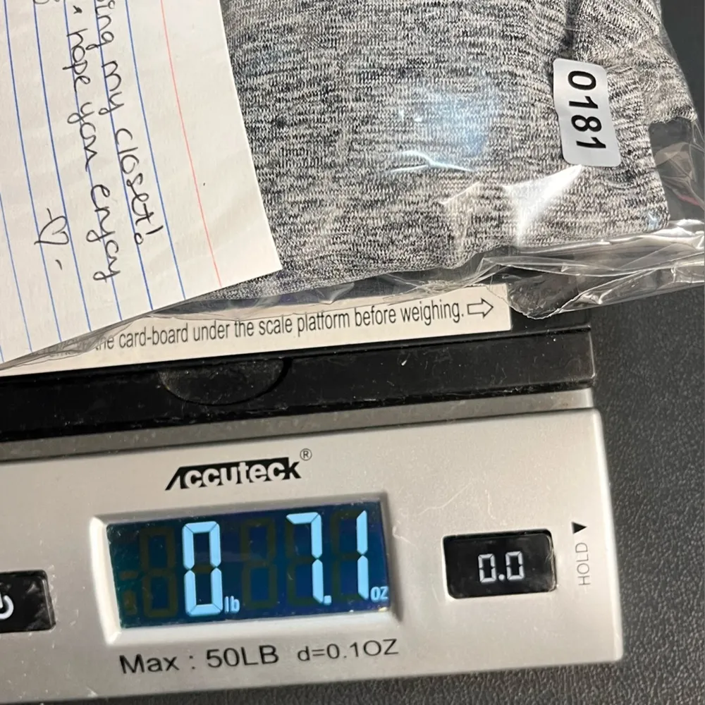 Nike Dri-Fit small leggings capri leggings grey gray neutral athletic leggings - Image 13