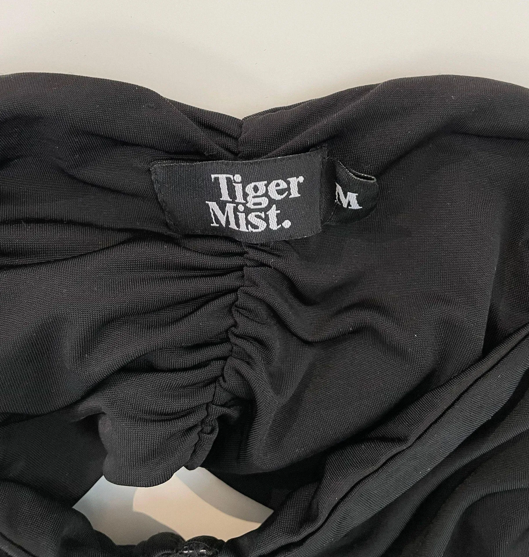 Tiger Mist Long Sleeve Black Crop Top - Image 4