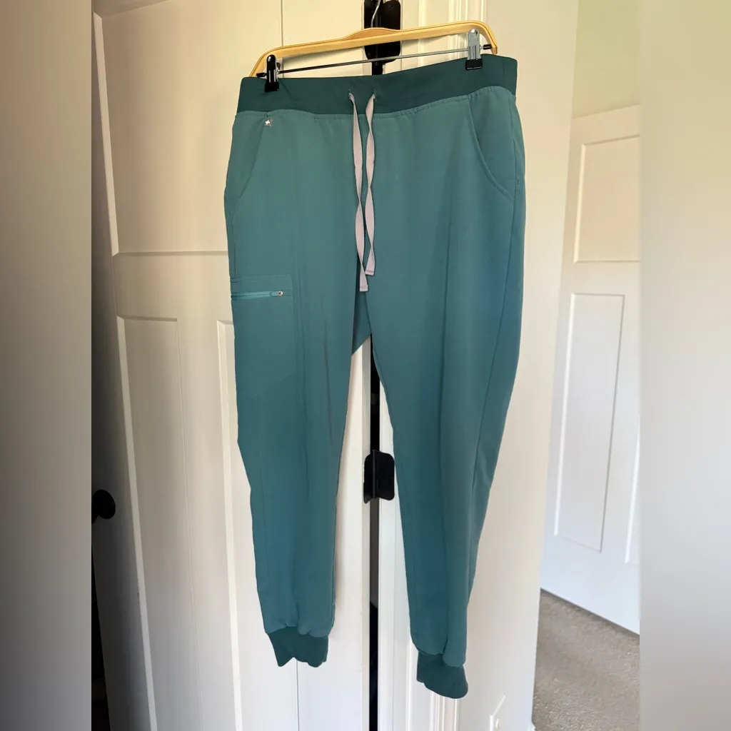 FIGS Zamora Jogger Scrub Pants Hydrogreen Tech Stretch - Image 2