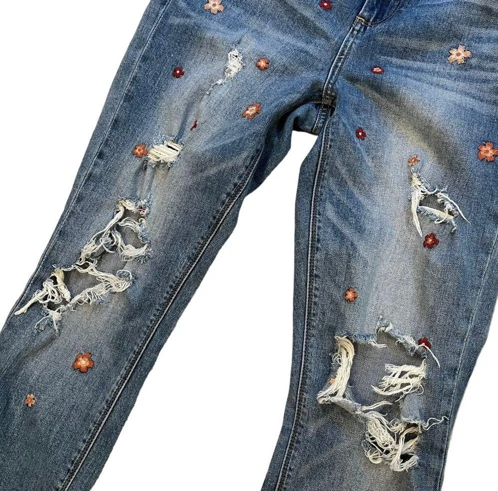 Lucky Brand Bridgette Skinny Distressed Embroidered Floral Jean, Sz 6/28 - Image 10