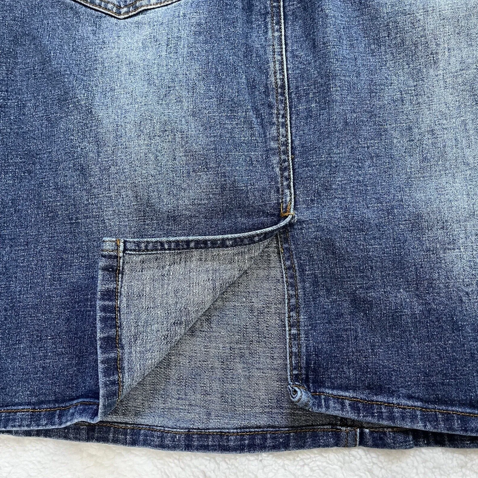 Route 66 Skirt Womens Size 12 Jean Denim Stretch 5 Pocket Vent‎ Blue Casual - Image 5