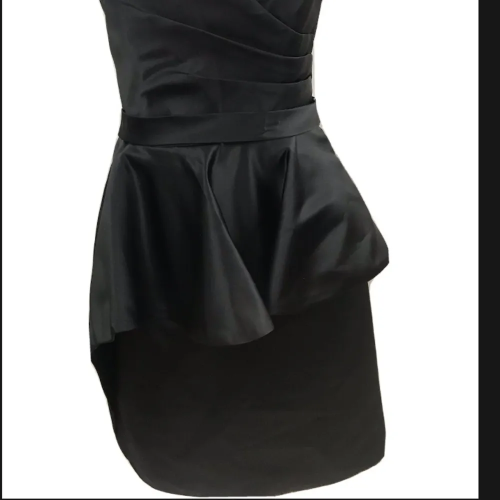 Belsoie Strapless Ruffle Formal Dress - Image 6