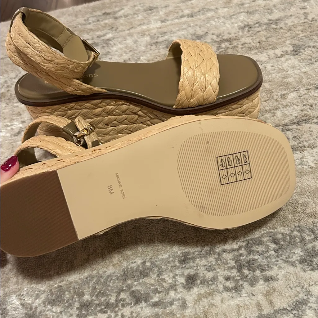 michael kors sandra straw platform sandals - Image 4