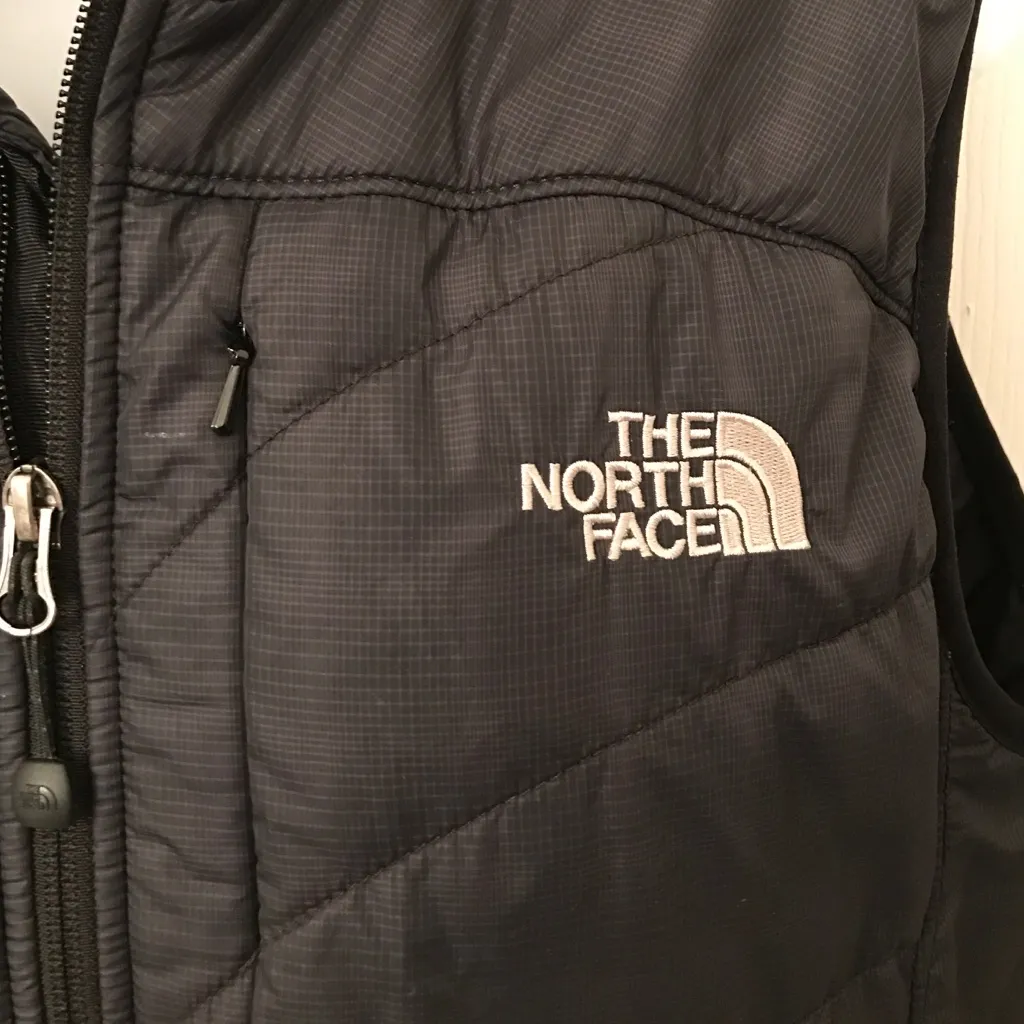 The North Face Black Quilted Vest - Image 2