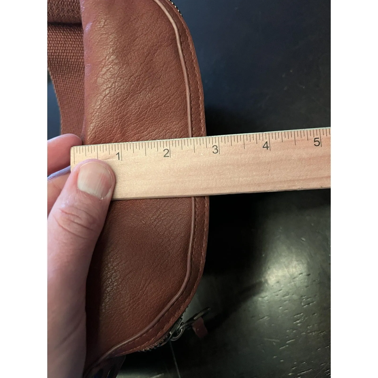 Universal Thread Crossbody Shoulder Bag Womens Brown Faux Leather Adjustable - Image 10