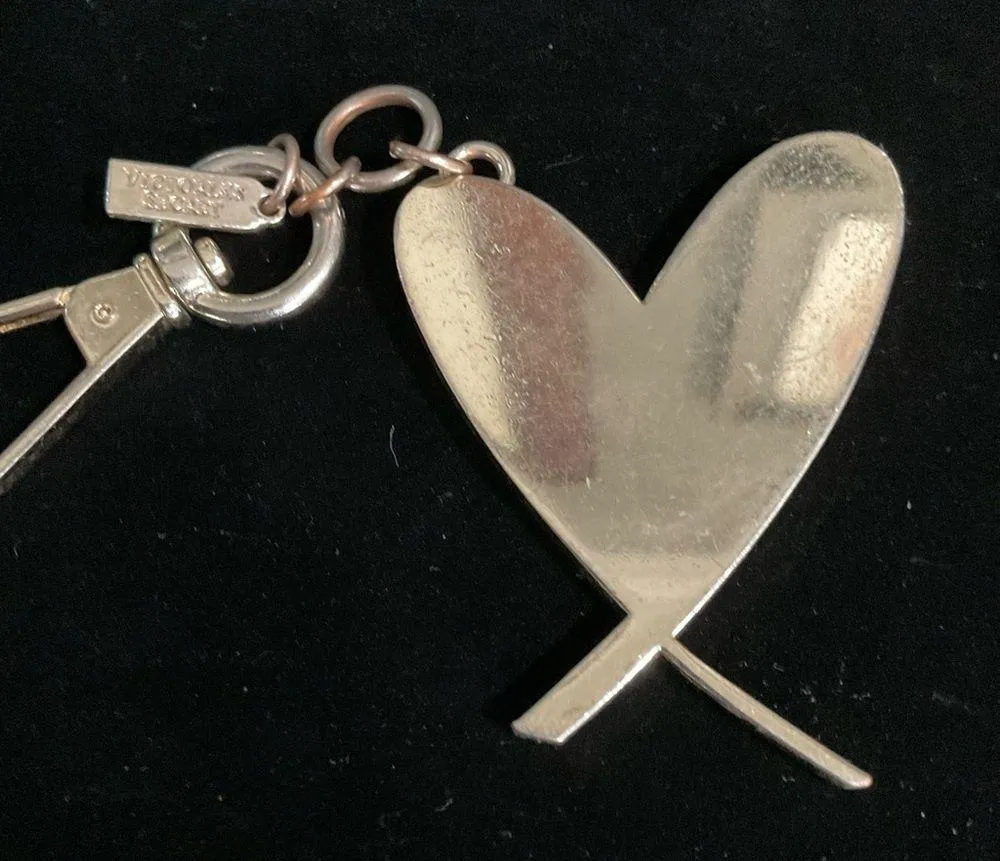 VICTORIAS SECRET LOVE HEART BAG CHARM - Image 3